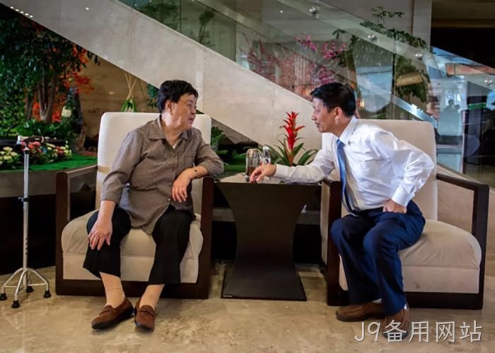 汪月霞率“六连”老战士来◢J9备用网站❋参观指导 汪月霞率“六连”老战士来◆J9备用网站〓〓参观指导